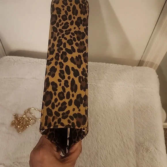 Leopard print  Cluth purse - Picture 5 of 5